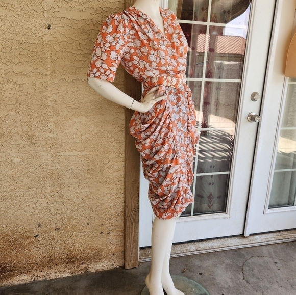 SEXY VINTAGE TEA PARTY DRESS - Picture 12 of 12